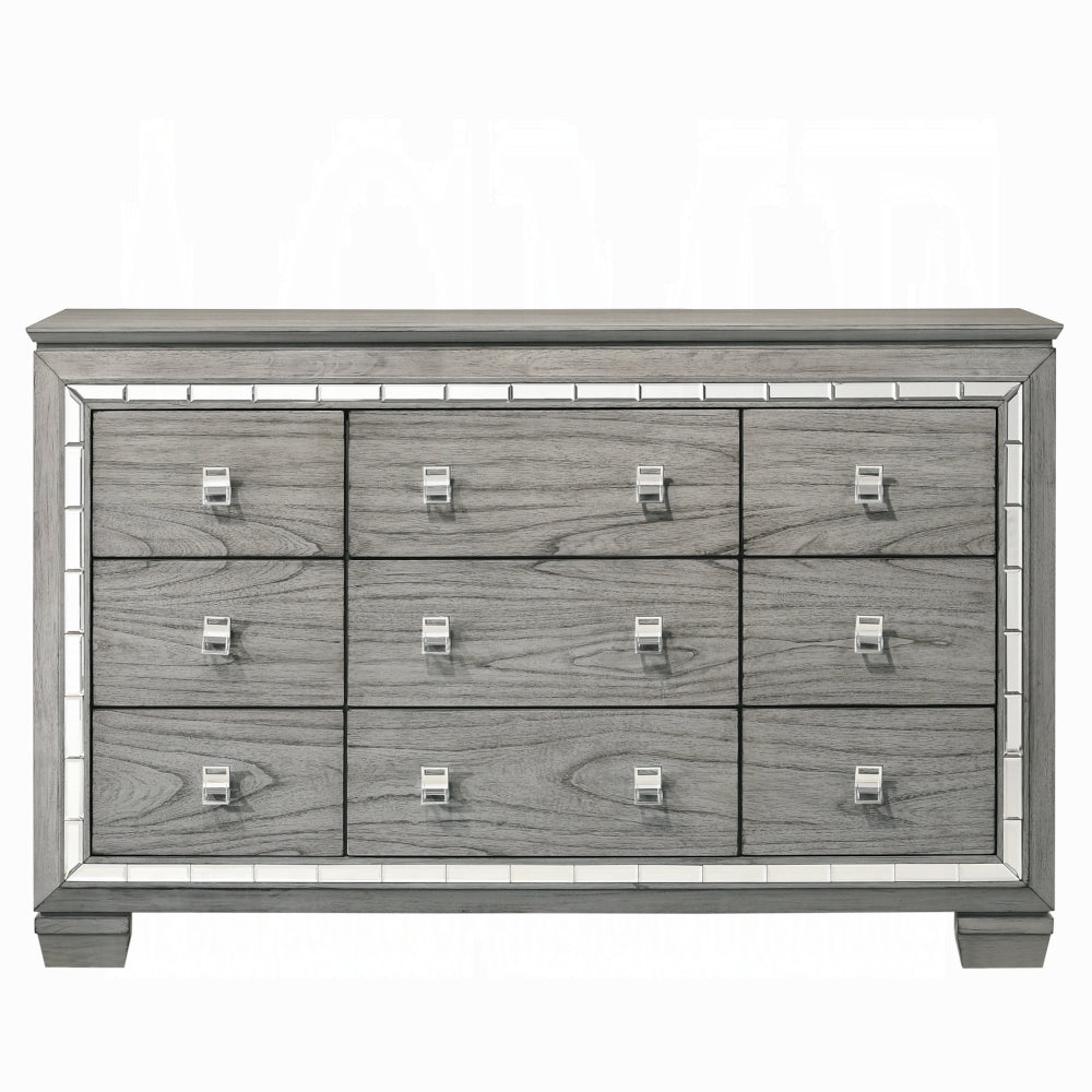 Antares Dresser