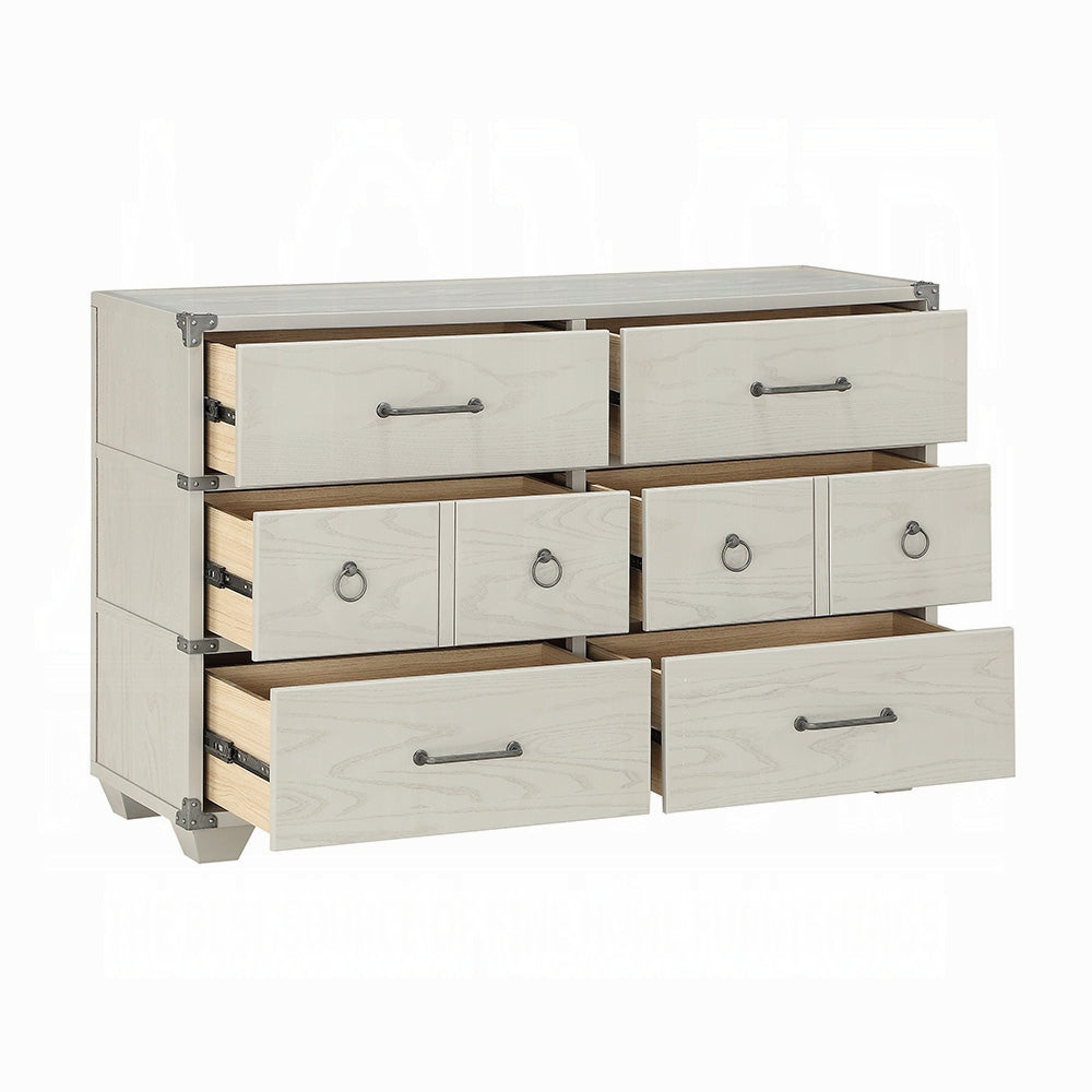 Orchest Dresser