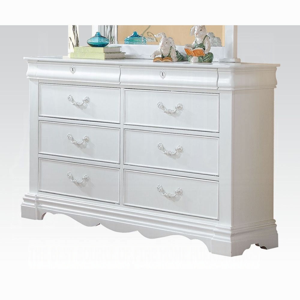 Estrella Dresser