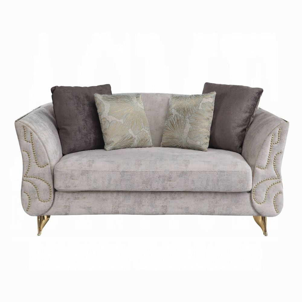 Wilder Loveseat
