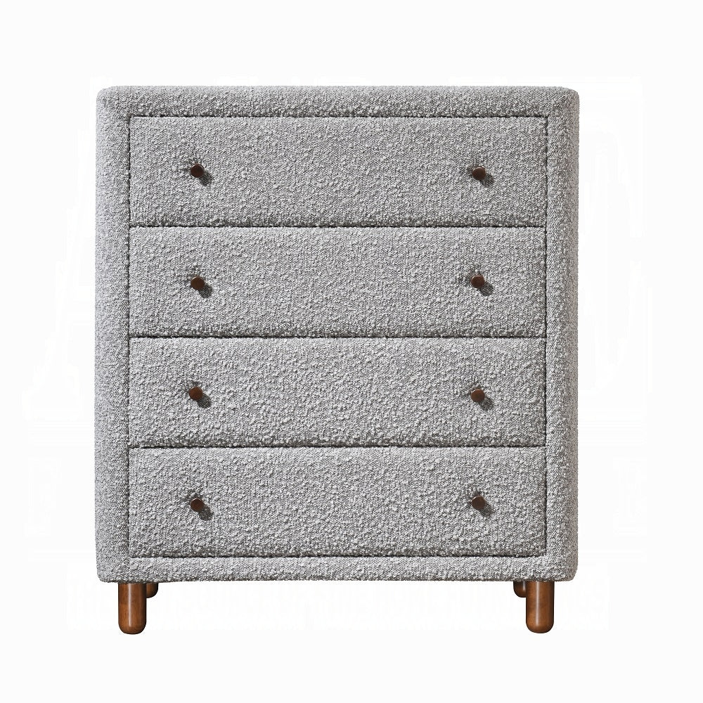 Cleo Chest