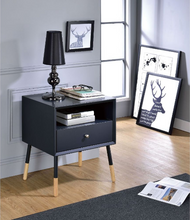 Load image into Gallery viewer, Sonria II End Table